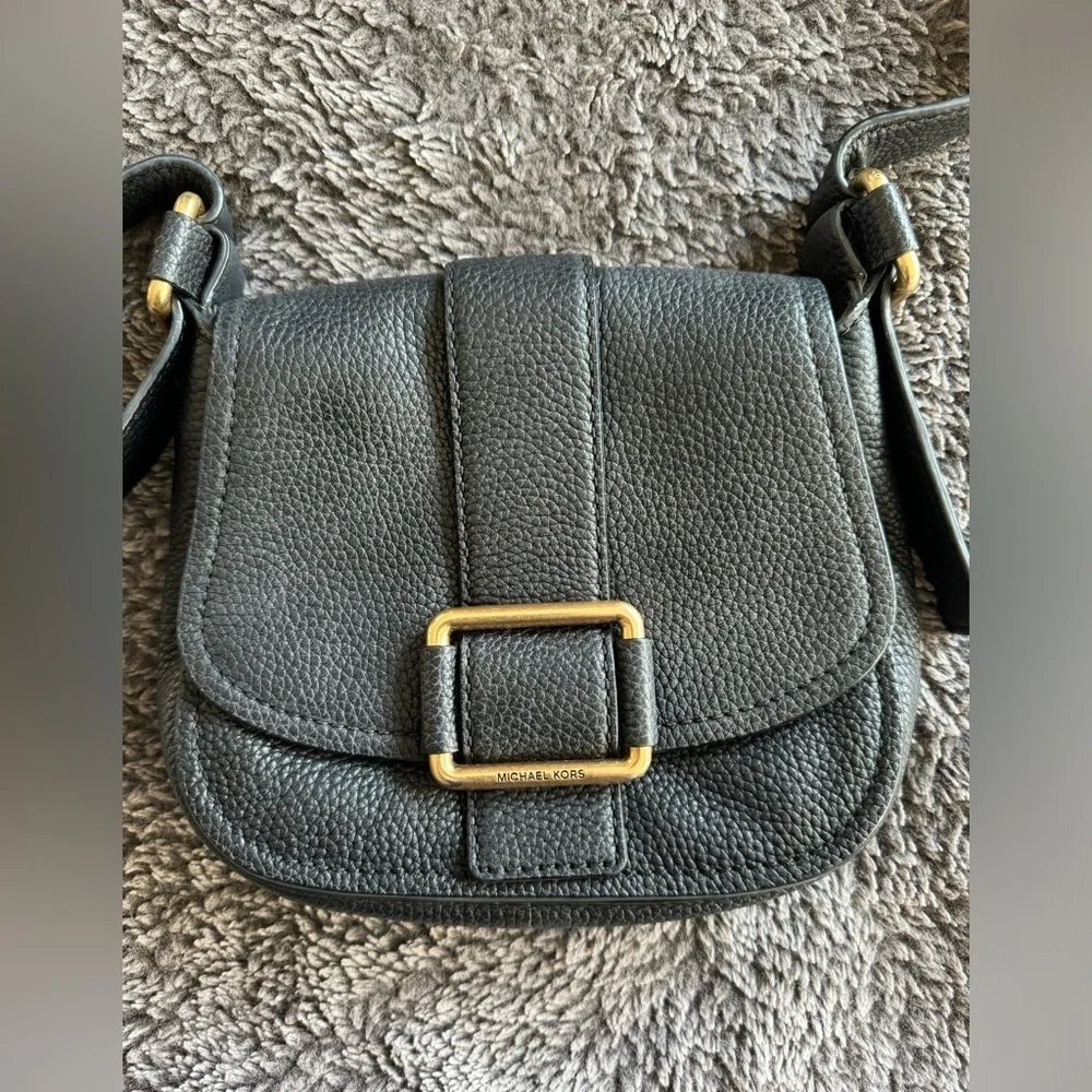 MICHAEL KORS Large Maxine Black Pebbled Leather Saddle Bag